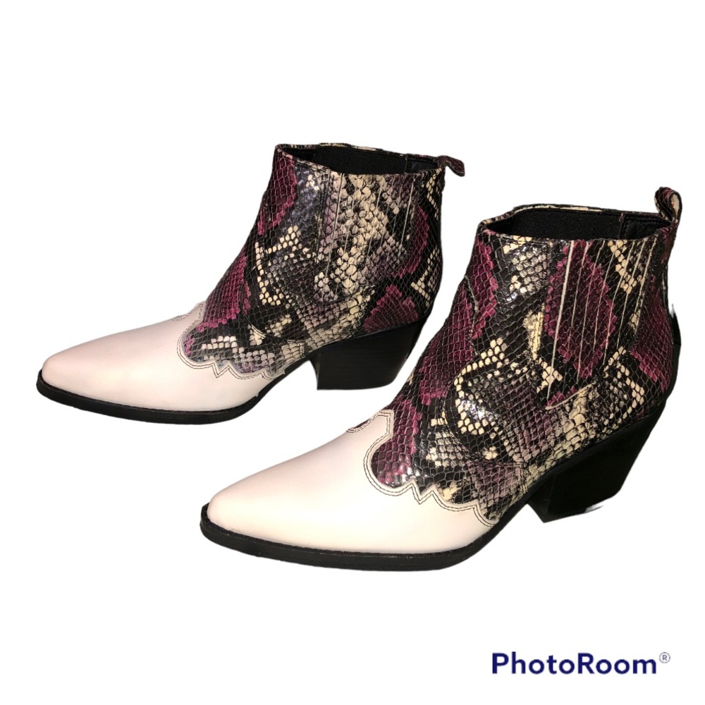 SAM EDELMAN Winona Snake Embossed Leather Booties Size 6.5  New NWOB
